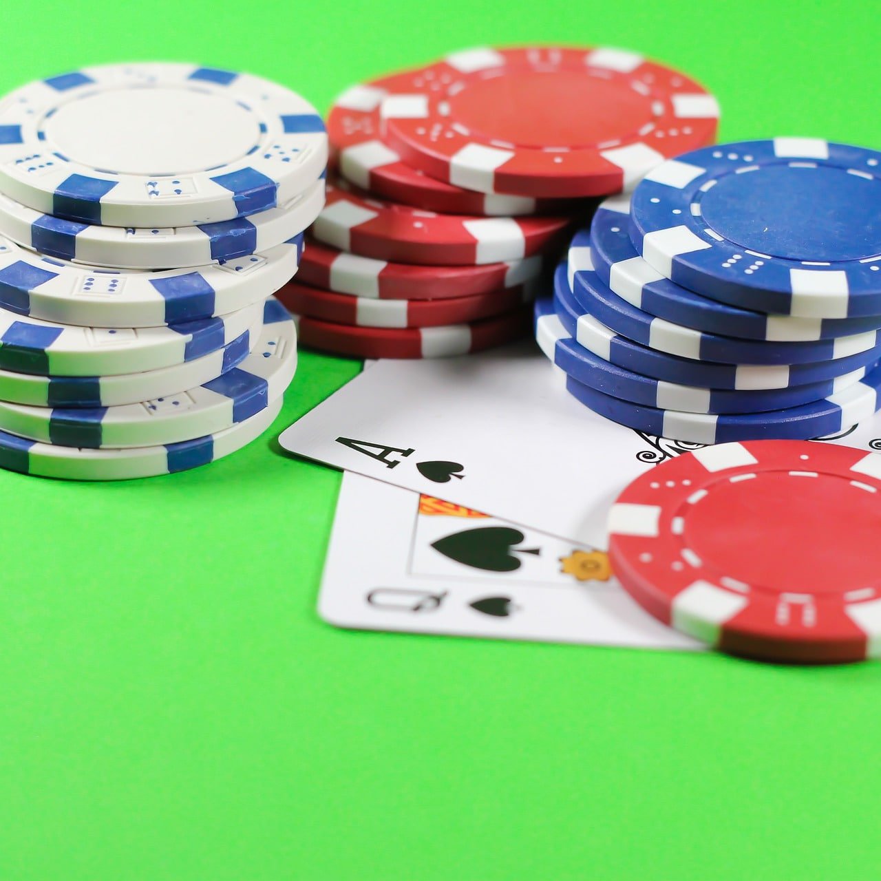 luck 888 Online Slots Jackpot Symbols ပေါ်နေသော Slot Machine မြင်ကွင်း